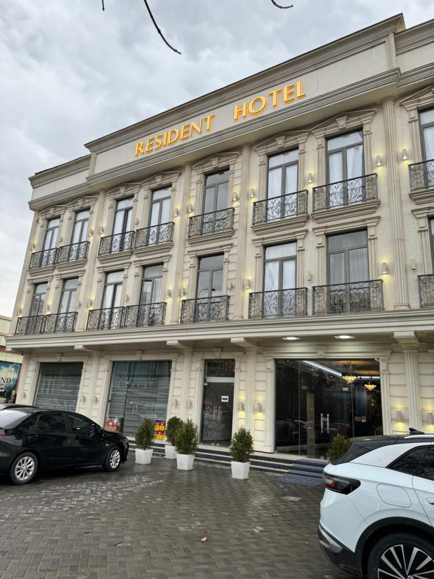 Resident Hotel Tasjkent Exteriör bild